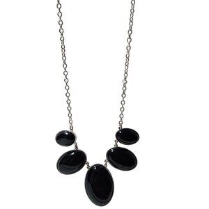 Liz ClaiborneBlack Oval Statement Bib Necklace Silver Tone Chain Elegant Jewelry